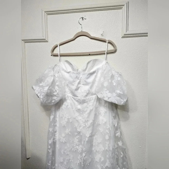 Lulu's Romantic Dedication White Floral Off-the-Shoulder Gown Wedding Party - Picture 10 of 12